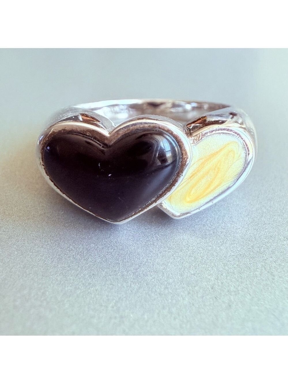 Heart to Heart Black Onyx & White Enamel Ring in Sterling Silver 925
